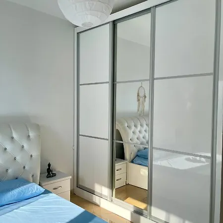Adriatic Center Apartament Wlora